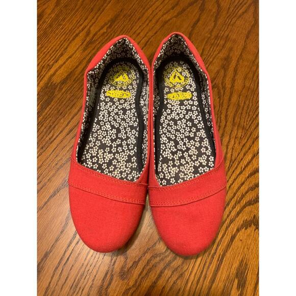 Keen Women's Mars Red Cortona Ballet Flats Canvas Fabric Size 7 - Picture 1 of 7
